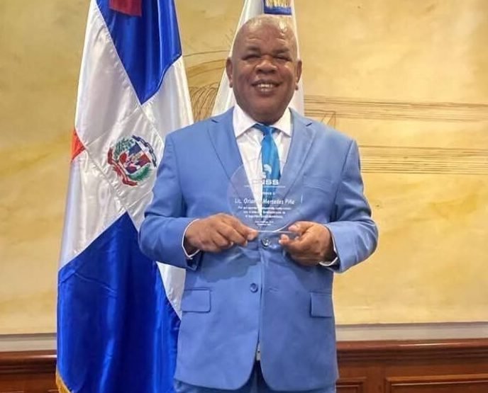 Comunicador Orlando Mercedes Piña rechaza acusaciones y anuncia acciones legales